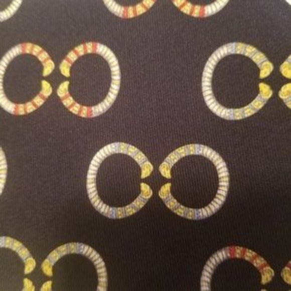 Metropolitan Museum of Arts Men's Silk Tie - Picture 4 of 6